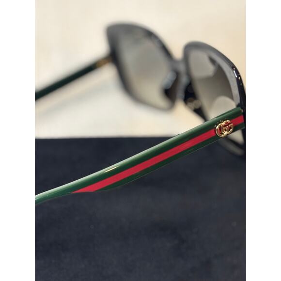 Brand New Gucci Sunglasses - GG0714SA 001 Size 56-19-145 Cat. 2 main image 5